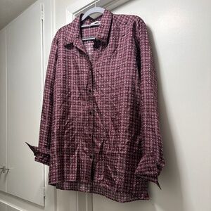Sandro Paris 100% silk shirt - size medium?
